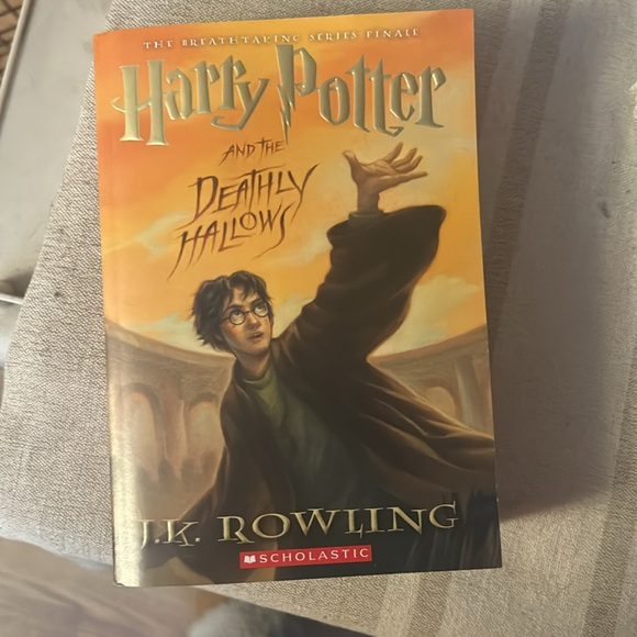 Harry Potter Book Series’s - Picture 8 of 8